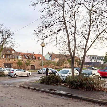 Travel Homes - The Rokst: Rare, And Modern Apartment