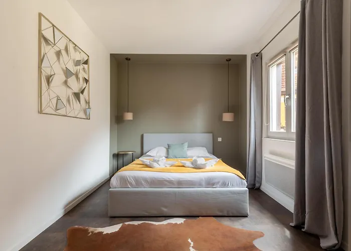 Travel Homes - The Rokst: Rare, And Modern *