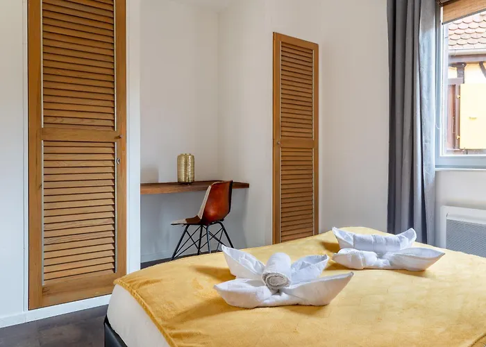 Travel Homes - The Rokst: Rare, And Modern